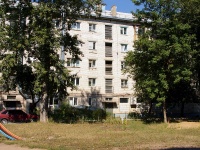 Togliatti, Leningradskaya st, house 47. Apartment house