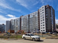 陶里亚蒂市, Leningradskaya st, 房屋 68Б. 公寓楼