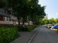 Togliatti, Leninsky avenue, house 29. Apartment house