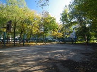 Тольятти, Луначарского бульвар, спортивная площадка 