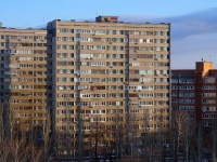 Тольятти, Луначарского бульвар, дом 7. многоквартирный дом