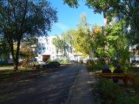 Тольятти, Луначарского бульвар, дом 14. многоквартирный дом