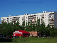 Togliatti, Lev Yashin st, house 9. Apartment house