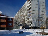 Togliatti, Matrosov st, house 20. Apartment house