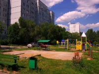 Тольятти, улица Механизаторов, дом 12. многоквартирный дом