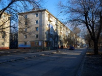 Тольятти, Молодежный бульвар, дом 32. многоквартирный дом