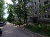 Togliatti, Moskovsky avenue, house 27. Apartment house