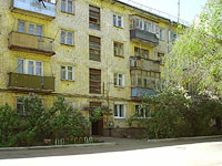 Togliatti, Nikonov st, house 13. Apartment house