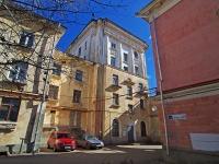 Тольятти, улица Никонова, дом 8. многоквартирный дом