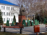 Togliatti, monument И.А. КрасюкуNovozavodskaya st, monument И.А. Красюку