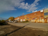 陶里亚蒂市, ГЭК №75 "Белый медведь", Ofitserskaya st, 房屋 24