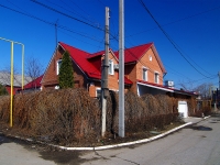 Togliatti, Pozharsky Ln, house 24. Private house