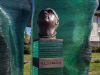 Тольятти, памятник Пальмиро ТольяттиПриморский бульвар, памятник Пальмиро Тольятти