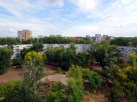 Togliatti, Primorsky blvd, house 10. Apartment house
