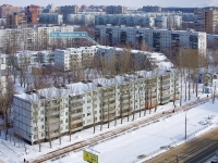 Togliatti, Primorsky blvd, house 14. Apartment house