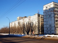 Тольятти, Приморский бульвар, дом 28. многоквартирный дом