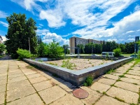 Тольятти, фонтан у кинотеатра Сатурнулица Революционная, фонтан у кинотеатра Сатурн