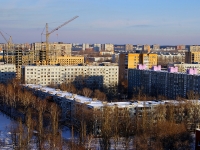 Тольятти, улица Революционная, дом 4. многоквартирный дом