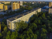 Тольятти, улица Революционная, дом 24. многоквартирный дом
