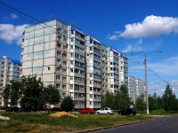 Тольятти, Рябиновый бульвар, дом 2. многоквартирный дом