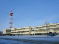 Тольятти, улица Свердлова, дом 51. многофункциональное здание