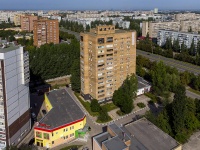 Тольятти, улица Свердлова, дом 1. многоквартирный дом