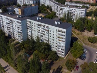 Togliatti, st Sverdlov, house 2. Apartment house