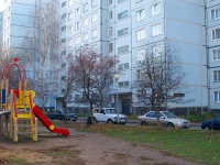 Togliatti, Sverdlov st, house 4. Apartment house