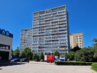 Togliatti, Sverdlov st, house 7Г. Apartment house