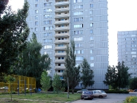 Тольятти, улица Свердлова, дом 13. многоквартирный дом