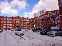 Togliatti, Sportivnaya st, house 53. Apartment house