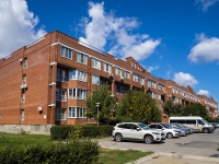 Togliatti, Sportivnaya st, house 61. Apartment house