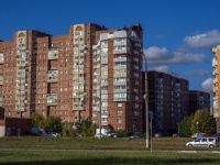 陶里亚蒂市, Sportivnaya st, 房屋 18Б. 公寓楼
