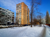 Togliatti, Stepan Razin avenue, house 7. Apartment house