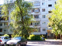 Togliatti, Stepan Razin avenue, house 22. Apartment house