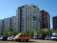 Тольятти, Татищева бульвар, дом 25. многоквартирный дом
