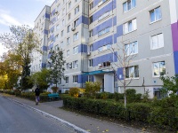 Тольятти, улица Тополиная, дом 28. многоквартирный дом