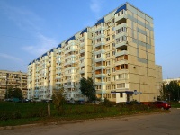 Тольятти, улица Тополиная, дом 50. многоквартирный дом