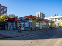 Туполева бульвар, дом 15А с.2. магазин