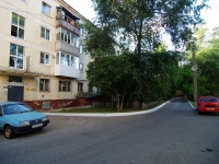 Тольятти, улица Ушакова, дом 36. многоквартирный дом
