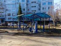 Тольятти, улица Фрунзе, спортивная площадка 