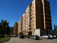 Togliatti, Tsvetnoy blvd, house 31. Apartment house