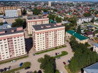 Togliatti, Chapaev st, house 135. Apartment house