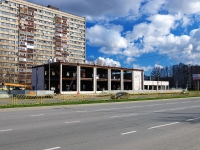 Тольятти, улица Юбилейная, дом 17А. многофункциональное здание