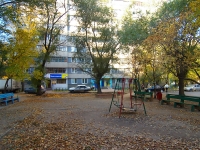 Тольятти, улица Юбилейная, дом 49. многоквартирный дом