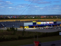 Тольятти, Южное шоссе, дом 4. гипермаркет "Лента"