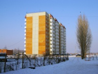 Togliatti, Aleksandr Kudashev st, house 100. Apartment house