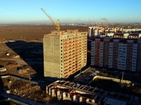 Togliatti, Aleksandr Kudashev st, house 102. Apartment house