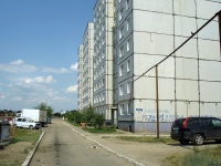 Togliatti, Polevaya (Povolzhky village)  st, house 13. Apartment house