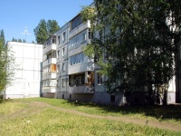 Togliatti, Polevaya (Povolzhky village)  st, house 24. Apartment house